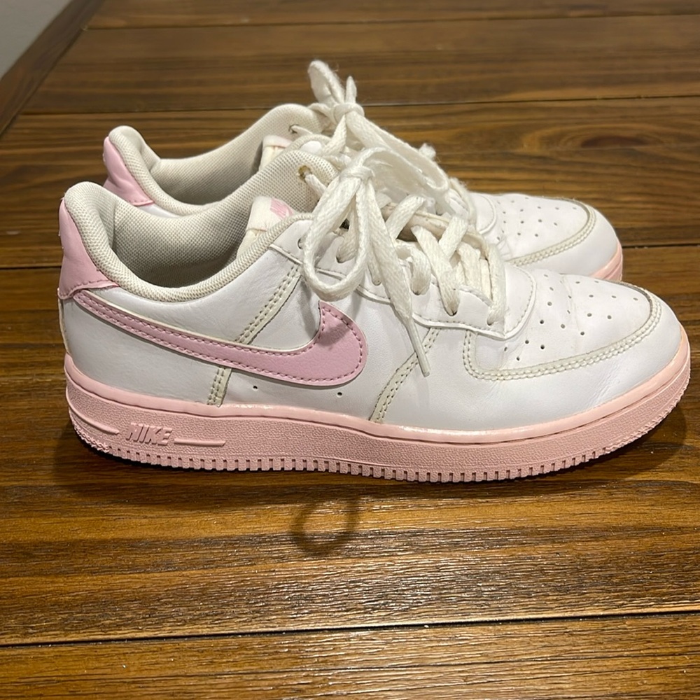 Nike Air Force 1  youth